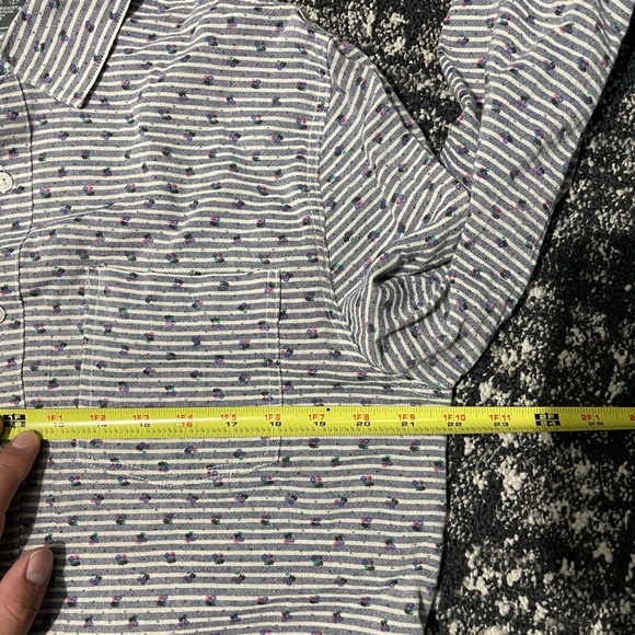 Threads 4 Thought Men’s Medium Long Sleeve Button Up Shirt - Picture 7 of 8